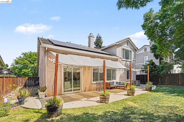 1045 Dawn Ct, Brentwood, CA 94513