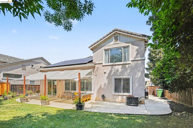 1045 Dawn Ct, Brentwood, CA 94513
