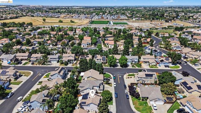 1045 Dawn Ct, Brentwood, CA 94513