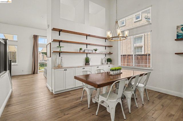 1045 Dawn Ct, Brentwood, CA 94513