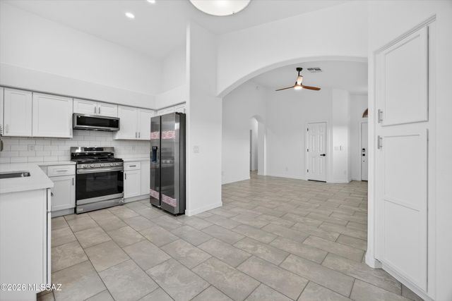 6190 W Sandburg, Tucson, AZ 85743