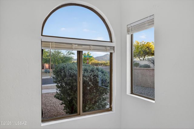 6190 W Sandburg, Tucson, AZ 85743