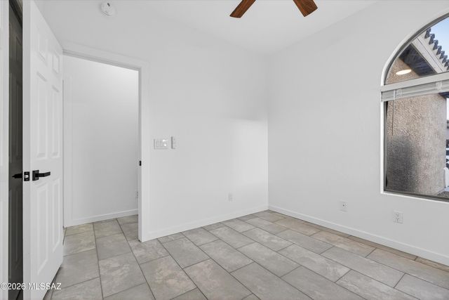 6190 W Sandburg, Tucson, AZ 85743