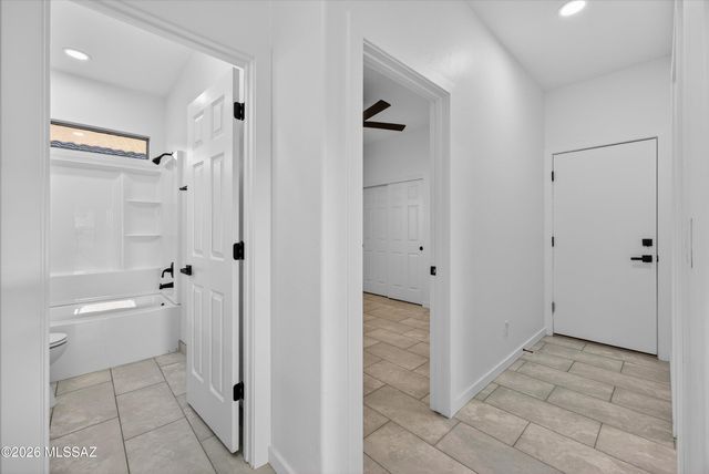 6190 W Sandburg, Tucson, AZ 85743