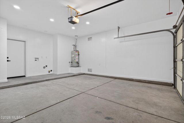 6190 W Sandburg, Tucson, AZ 85743