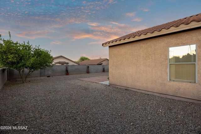 6190 W Sandburg, Tucson, AZ 85743