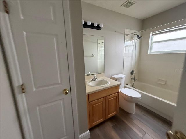 2727 VILLA DRIVE, Valrico, FL 33596
