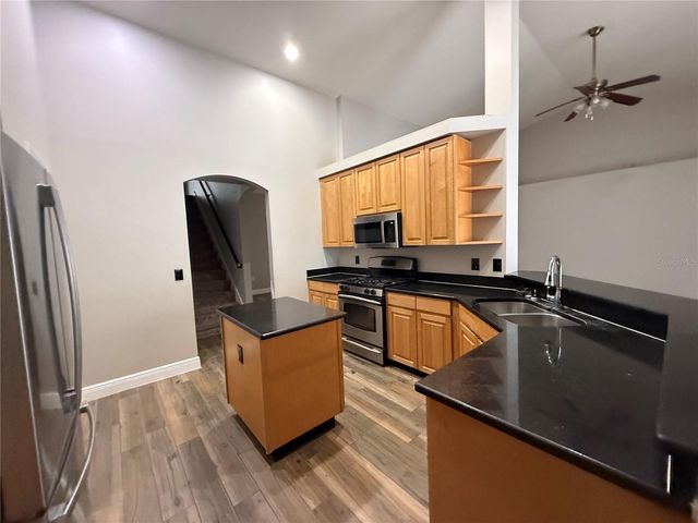 2727 VILLA DRIVE, Valrico, FL 33596