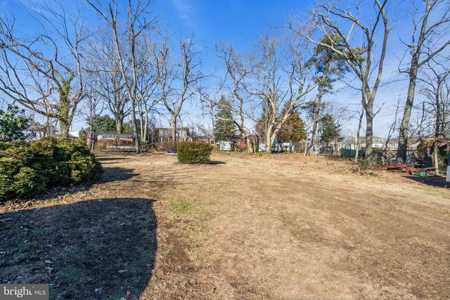 5042 HILLSIDE, Bensalem, PA 19020