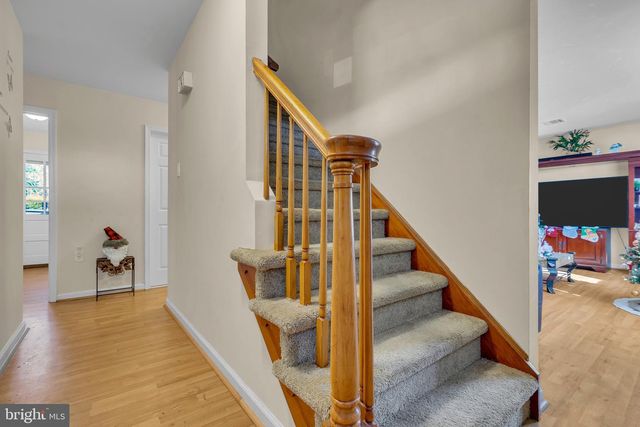 5042 HILLSIDE, Bensalem, PA 19020