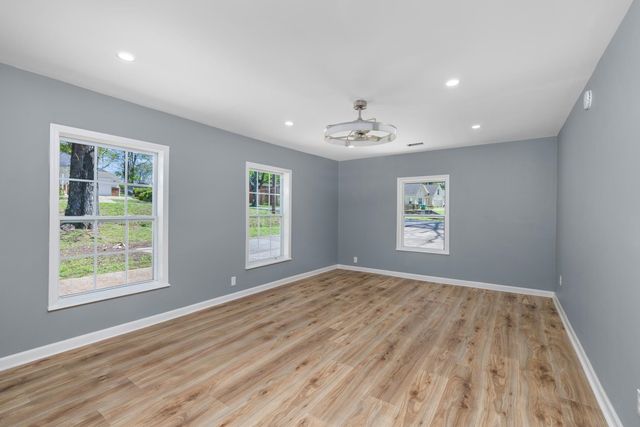 16 SHANNON AVE, Munford, TN 38058