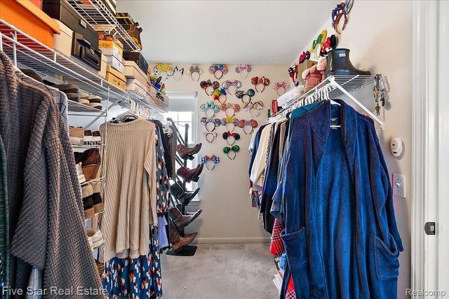 1047 Saddle Drive, South Lyon, MI 48178