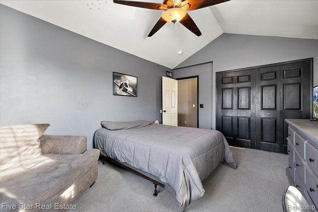 1047 Saddle Drive, South Lyon, MI 48178