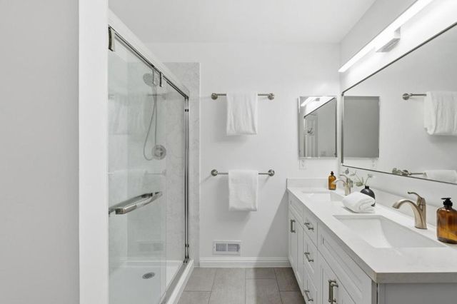 154 San Carlos Avenue, Redwood City, CA 94061