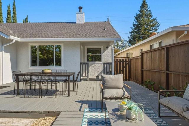 154 San Carlos Avenue, Redwood City, CA 94061