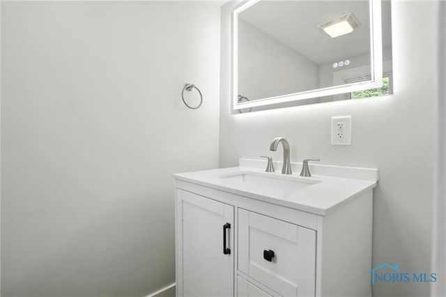 117 S Main Street, Van Buren, OH 45889