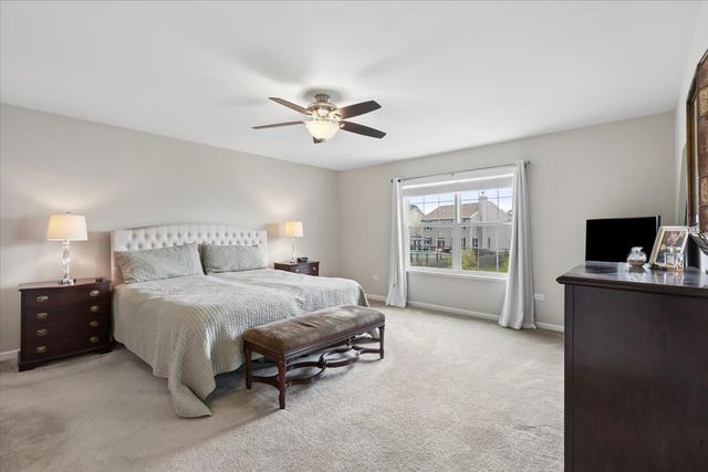 1731 Wentworth Drive, Volo, IL 60020