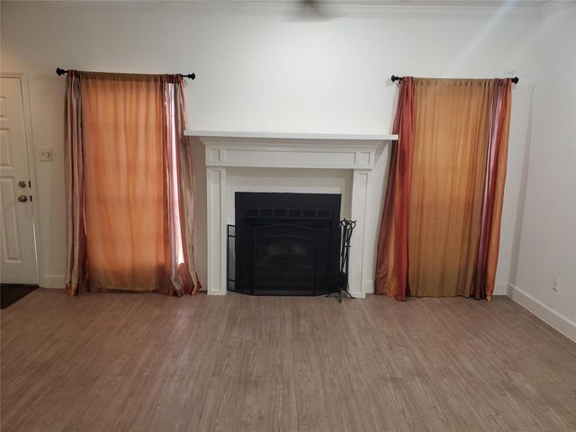 17473 Red Oak Drive 7473, Houston, TX 77090