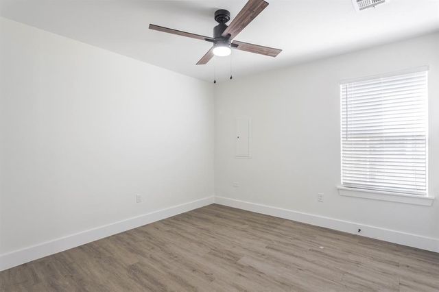 11501 N Oklahoma Avenue, Oklahoma City, OK 73114