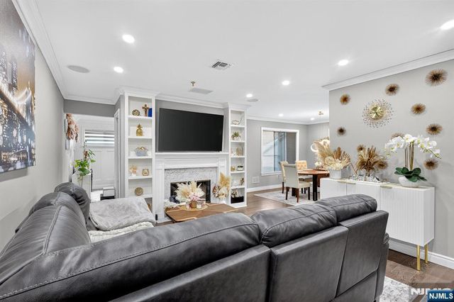 20 McChesney Court 1720, West Orange, NJ 07052