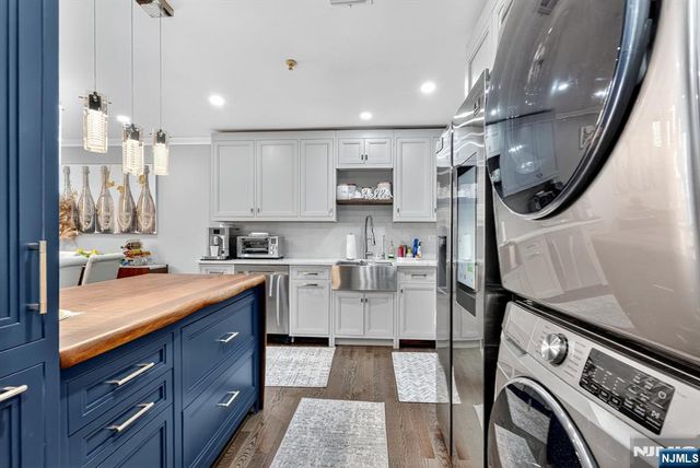 20 McChesney Court 1720, West Orange, NJ 07052