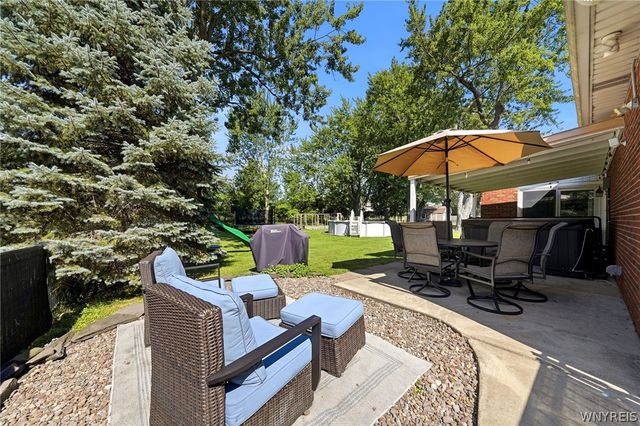 100 Northwood Avenue, West Seneca, NY 14224