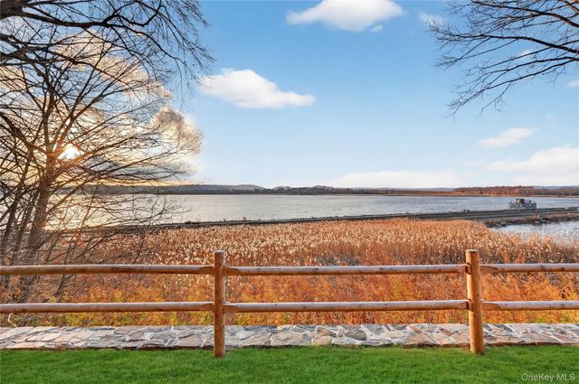 1501 Eagle Bay Drive, Ossining, NY 10562