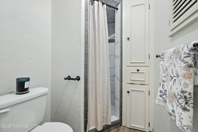 301 Estainville Avenue, Lafayette, LA 70508