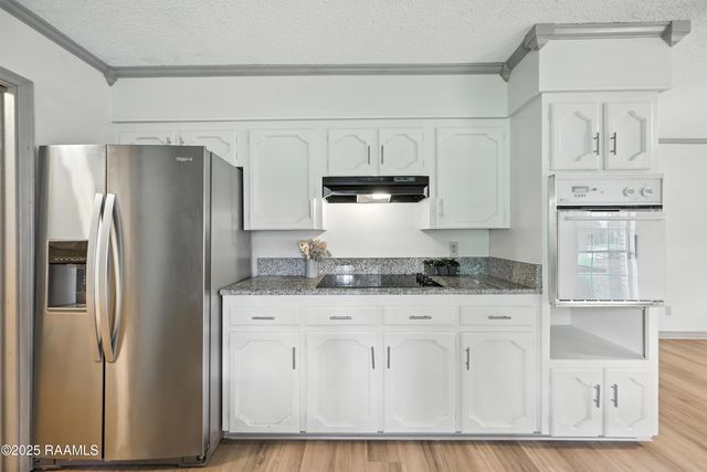 301 Estainville Avenue, Lafayette, LA 70508