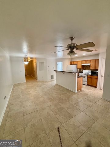 141 Chastain Loop, Newnan, GA 30263