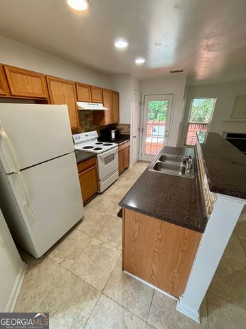 141 Chastain Loop, Newnan, GA 30263