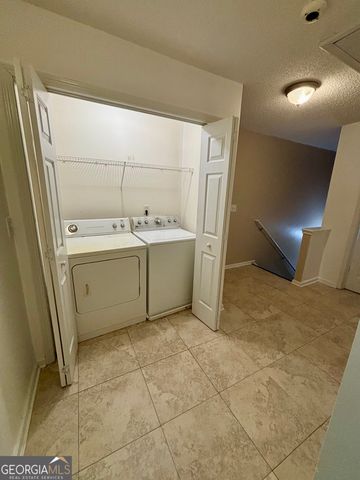141 Chastain Loop, Newnan, GA 30263