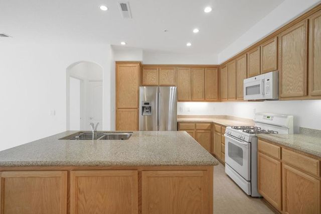 4302 Clarinbridge Circle, Dublin, CA 94568