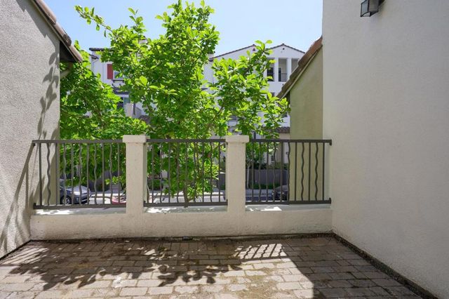 4302 Clarinbridge Circle, Dublin, CA 94568