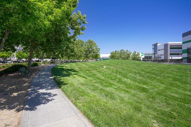 4302 Clarinbridge Circle, Dublin, CA 94568