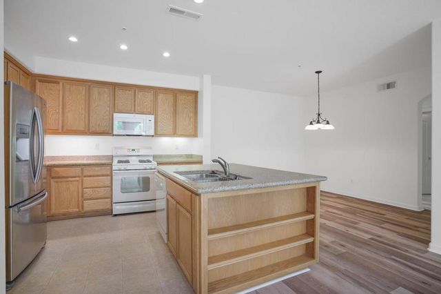4302 Clarinbridge Circle, Dublin, CA 94568