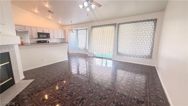 6263 DALBERGIA Avenue, Las Vegas, NV 89122