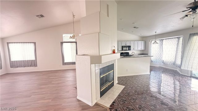6263 DALBERGIA Avenue, Las Vegas, NV 89122