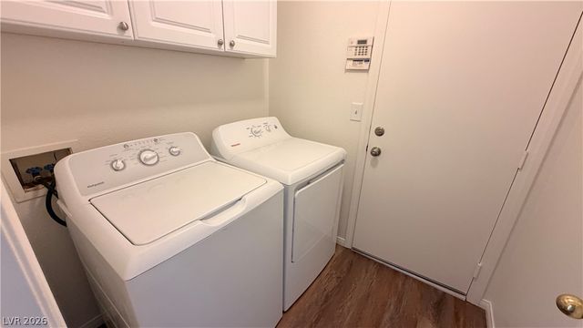 6263 DALBERGIA Avenue, Las Vegas, NV 89122