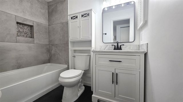 206 BERRY TREE PLACE 206, Brandon, FL 33510