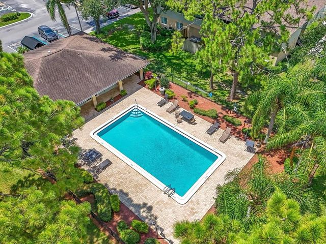 206 BERRY TREE PLACE 206, Brandon, FL 33510