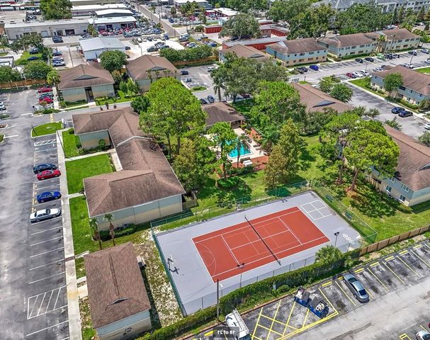 206 BERRY TREE PLACE 206, Brandon, FL 33510