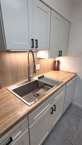 206 BERRY TREE PLACE 206, Brandon, FL 33510