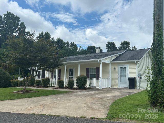 617 Reservoir Road, Marion, NC 28752