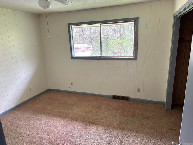 130 Hiawatha Drive, Cherokee Village, AR 72529