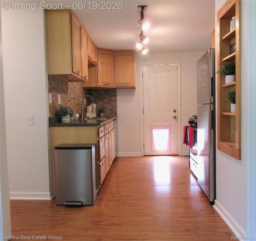 4251 Quebec Street, Auburn Hills, MI 48326