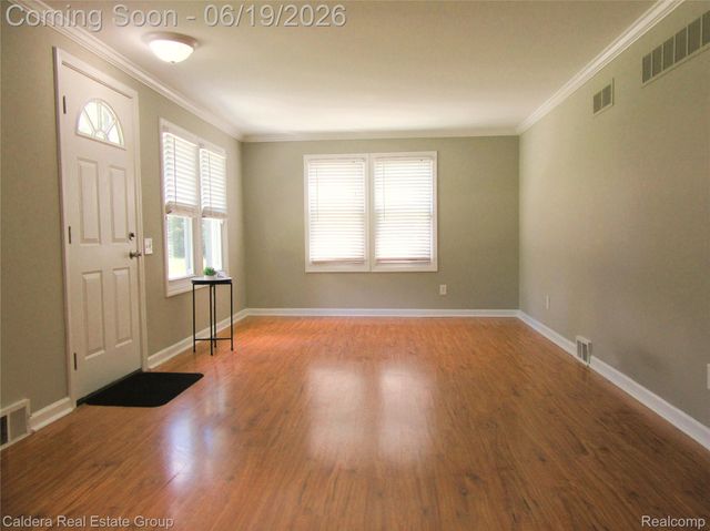 4251 Quebec Street, Auburn Hills, MI 48326