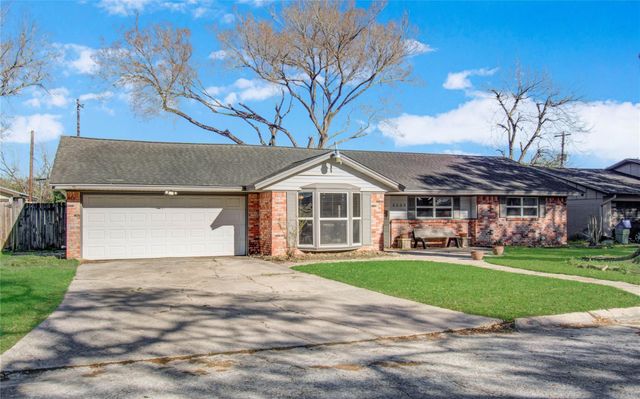 2303 Belvedere Drive, Baytown, TX 77520