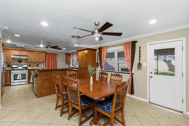 2303 Belvedere Drive, Baytown, TX 77520