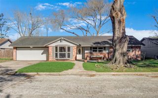 2303 Belvedere Drive, Baytown, TX 77520